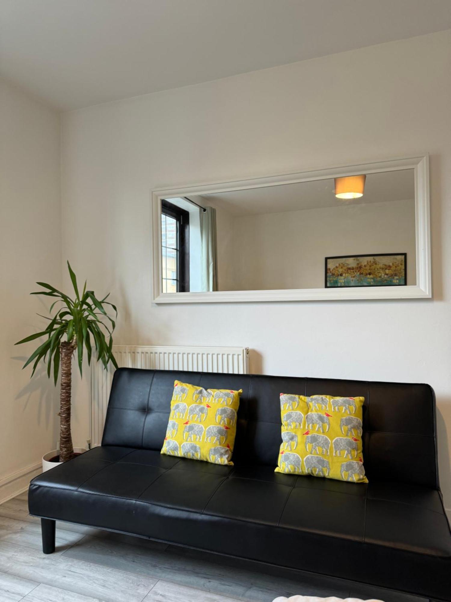 Old Street 1-bedroom Entire * Londra